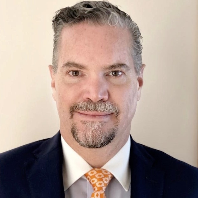 Dr. Fausto Lopez-Ulluoa